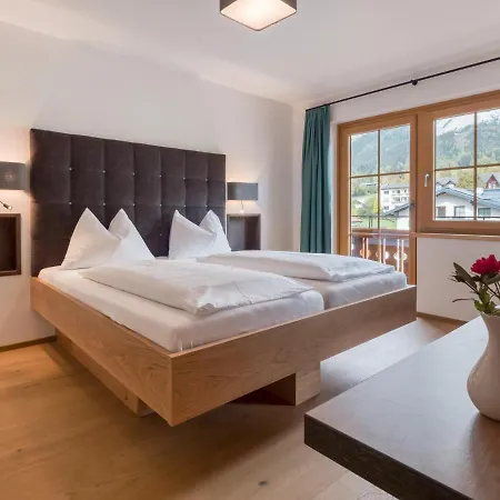 호텔 Familien- Und Wanderhotel Matschner 4*